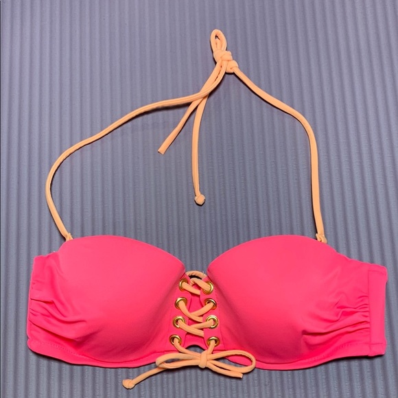 {Victoria’s Secret} swim top - Picture 1 of 3